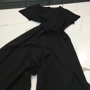 Lane Bryant 16 Elegant Black Jumpsuit Pockets Back Zipper Stretch Waist bow